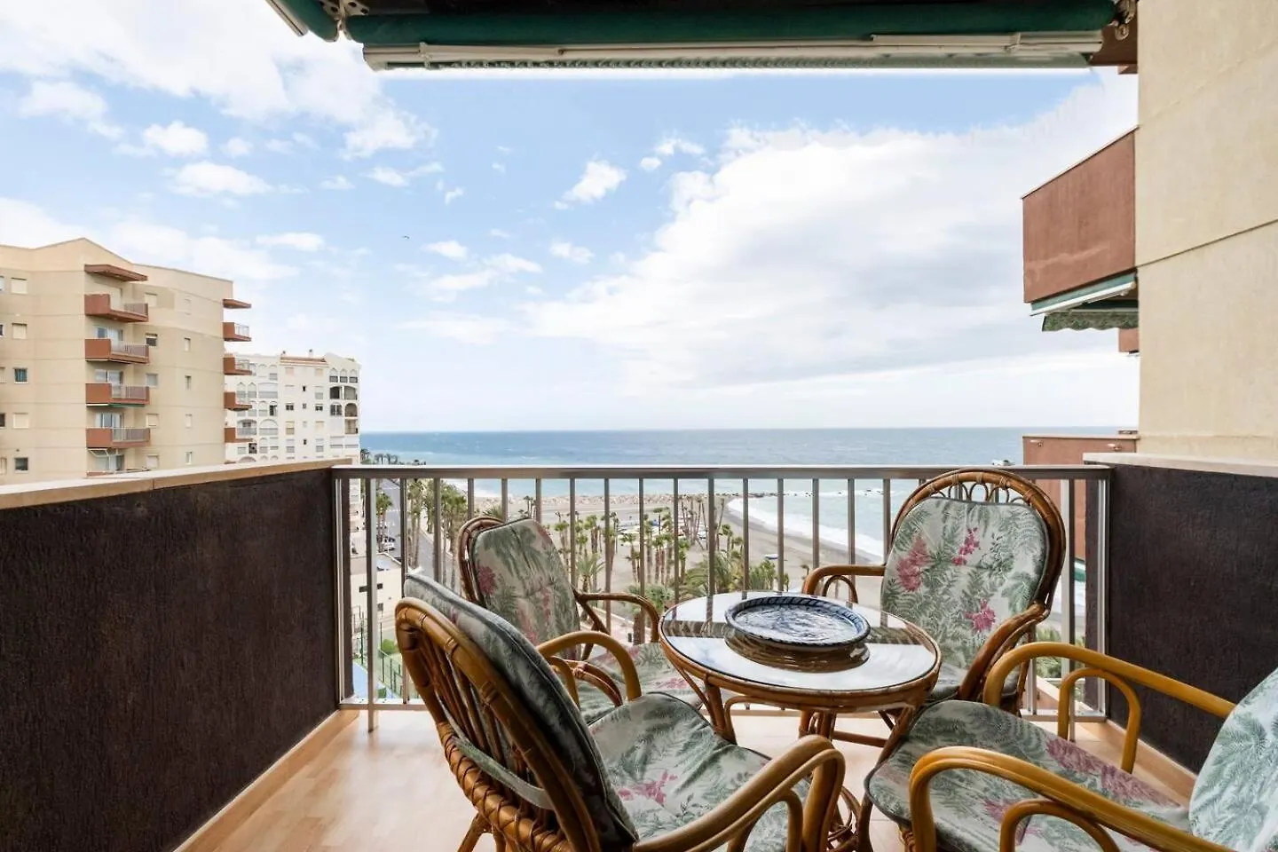 Appartement Gondolas 1ª Linea Playa Almuñécar Spanje